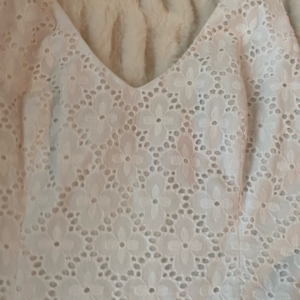 Lilly Pulitzer Halter Dress Charleston Eyelet Size 4 74702 Resort White -NWT - Picture 4 of 9